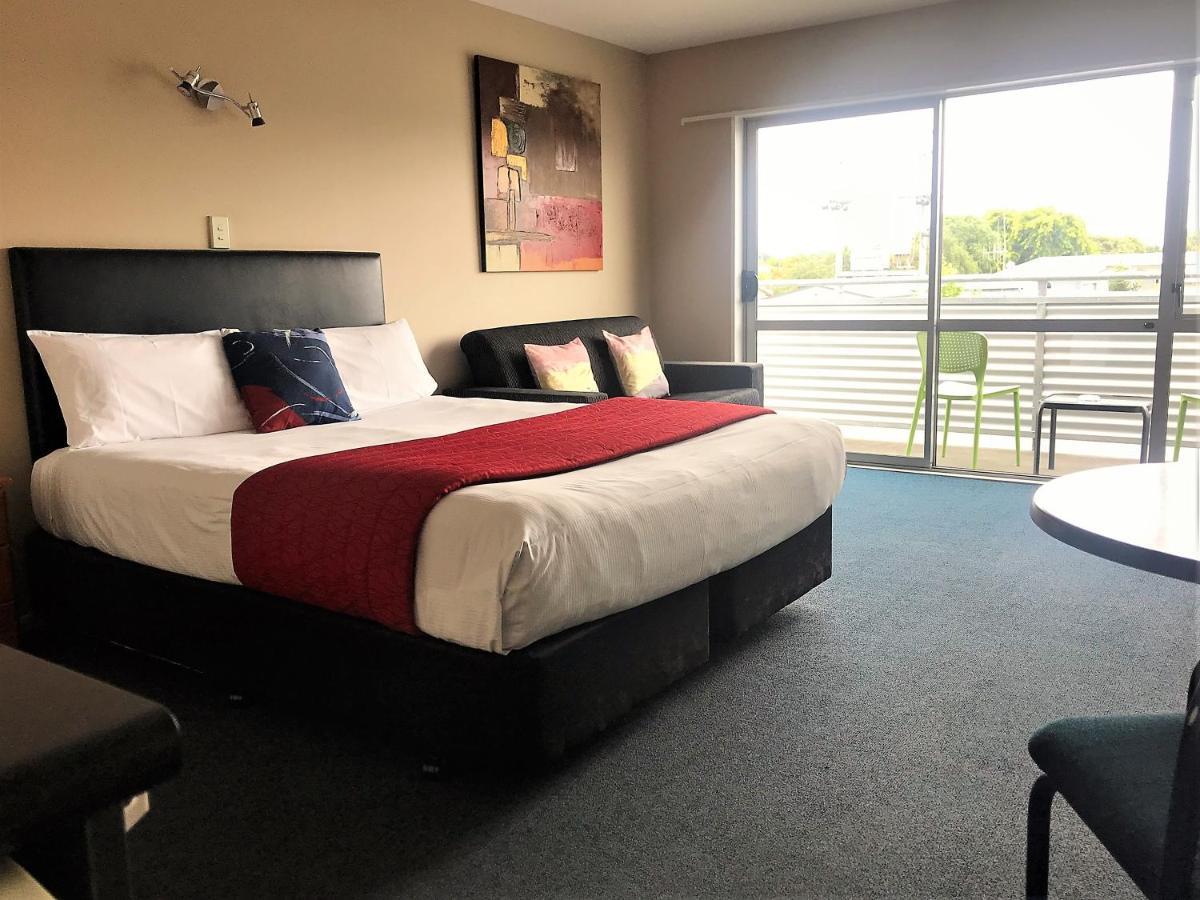 Phoenix Motels Temuka Exterior photo