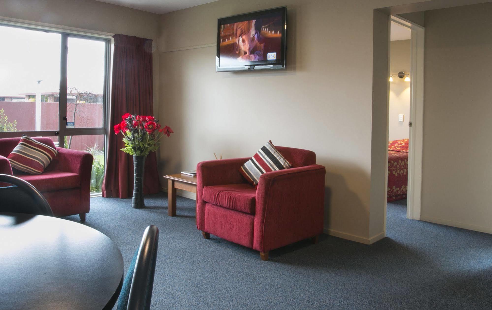 Phoenix Motels Temuka Exterior photo